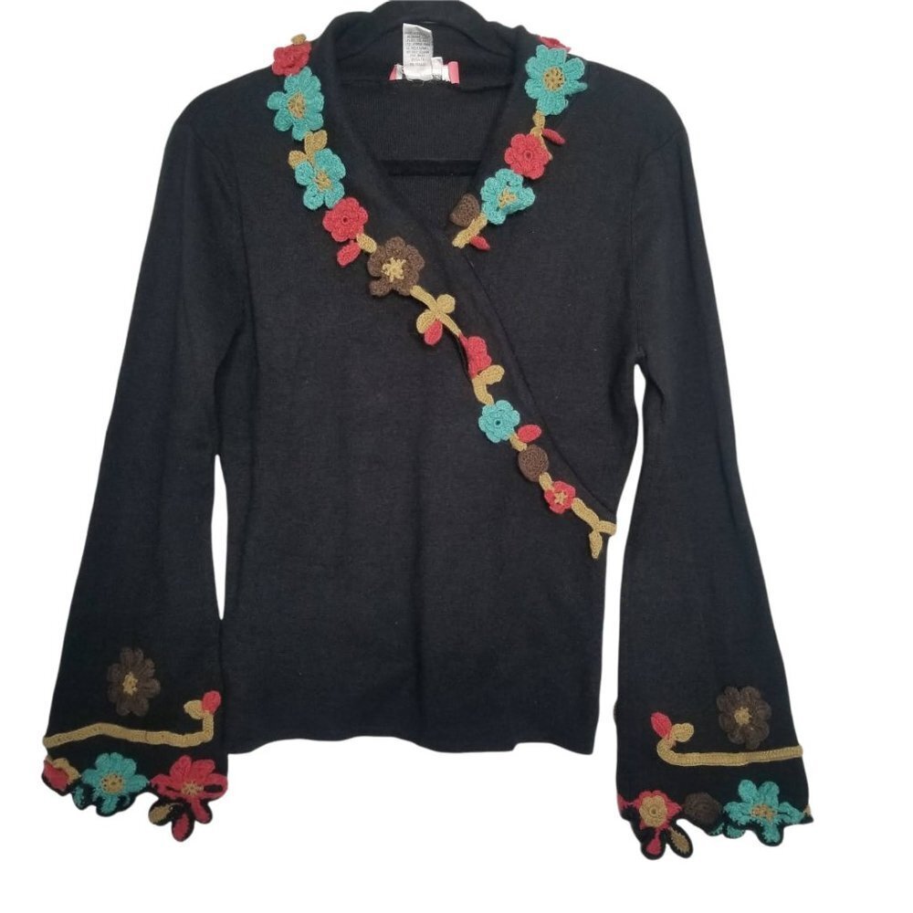 J. Marco Women's black Embroidered V-Neck Sweater size Small/Medium SM